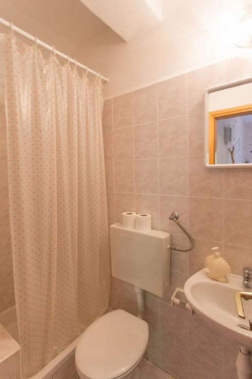 Ferienwohnung Robinson Erina Zarače Exterior foto