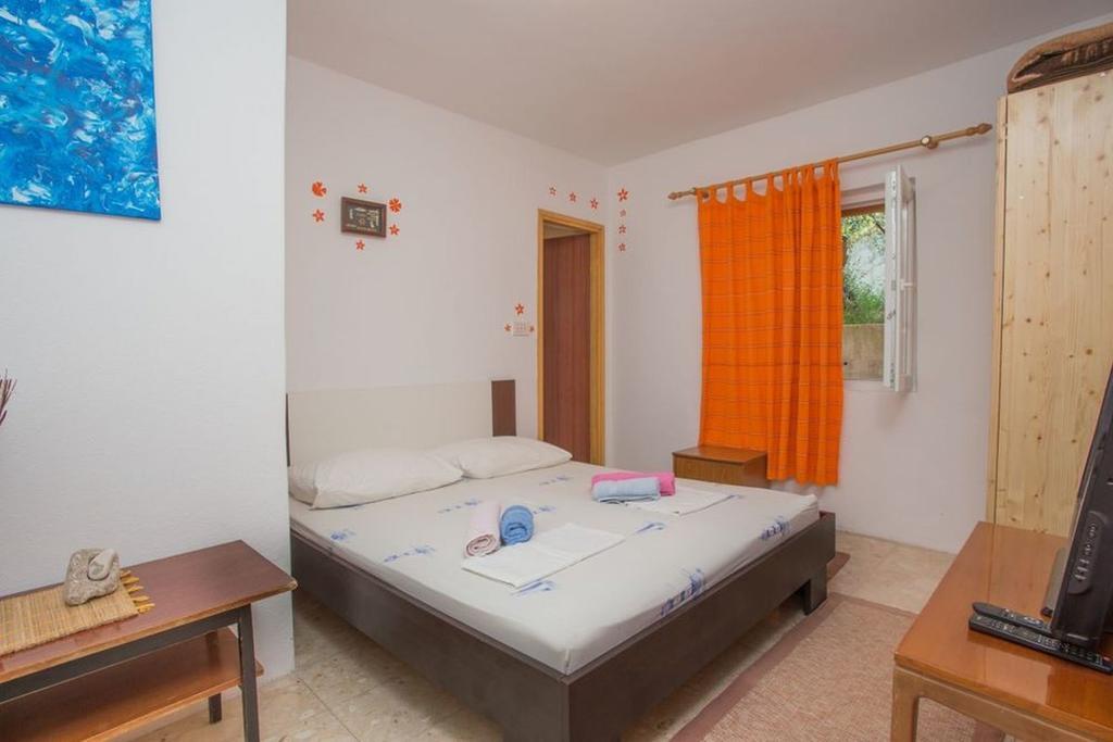Ferienwohnung Robinson Erina Zarače Exterior foto