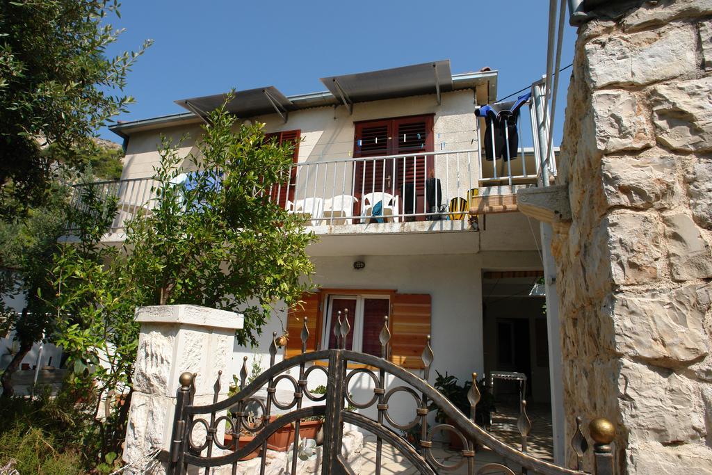 Ferienwohnung Robinson Erina Zarače Exterior foto